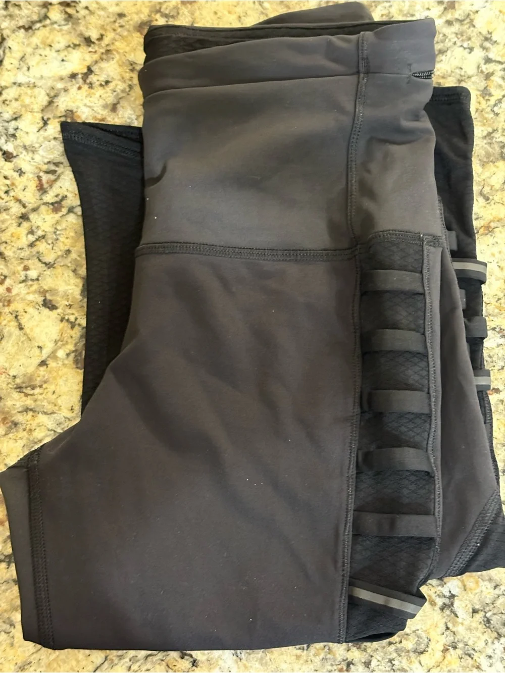 Women’s LuluLemon Black Active Leggings XS Sz 4